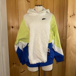 Vintage Style Nike Pullover/Windbreaker